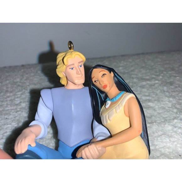 Hallmark Keepsake Christmas Ornament Disney's Pocahontas and Captain John Smith - Picture 6 of 9